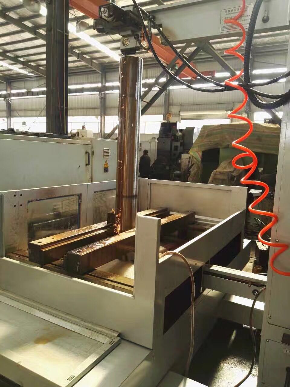大鐵線切割機(jī)床加工大厚度工件2