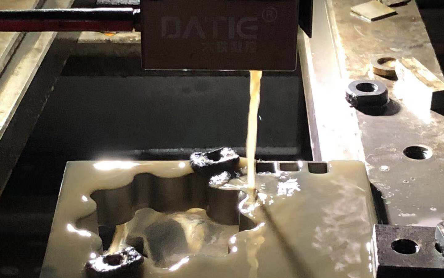 線(xiàn)切割的鉬絲尺寸對(duì)加工精度的影響1