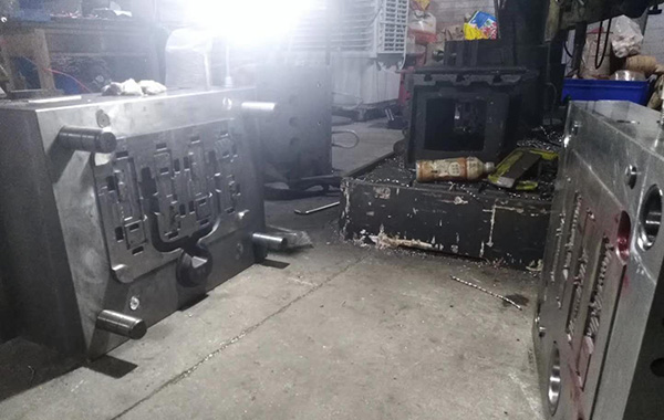 江西（合力模具）現(xiàn)場2